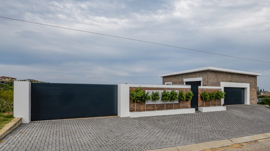3 Bedroom Property for Sale in Dana Bay Western Cape